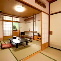 <ห้ามสูบบุหรี่> ห้องพักพร้อมอ่างอาบน้ำกลางแจ้งจากน้ำพุร้อนธรรมชาติ