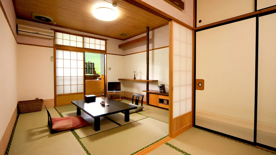 Okutone Onsen Hotel Sunbird