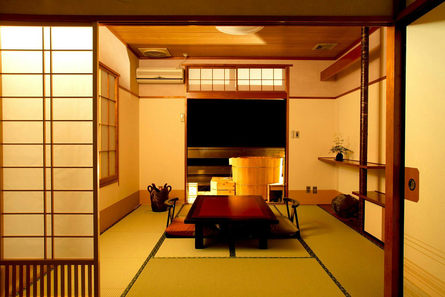 Okutone Onsen Hotel Sunbird