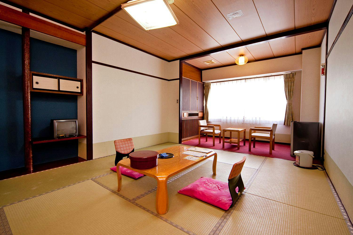Okutone Onsen Hotel Sunbird