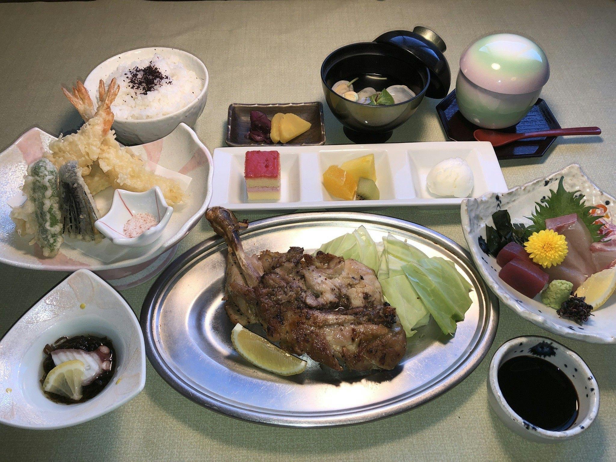 Paling populer! Paket makan malam dengan ayam panggang!