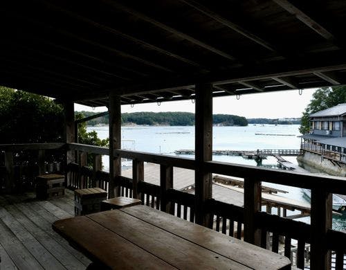 東館特別室「山桃」　宮大工造りの天井
