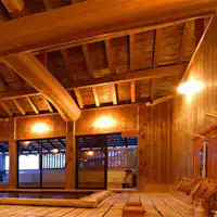 Tab mandi hinoki yang diperbuat sepenuhnya daripada kayu hinoki