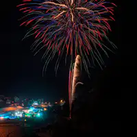 เทศกาลน้ำแข็ง - ดอกไม้ไฟ