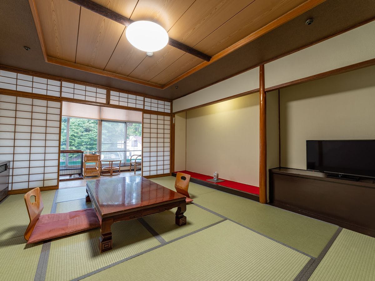 【ชั้นสำหรับสุนัขเท่านั้น】ห้องเสื่อทาทามิ 10 เสื่อ