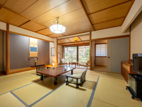 【ห้องพักอาคารหลัก】