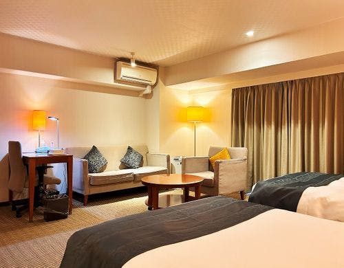 デラックスツイン