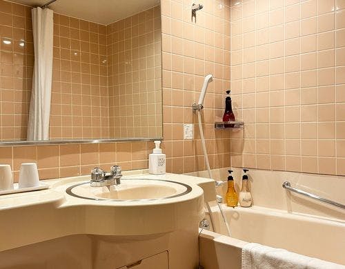 モデレートツイン