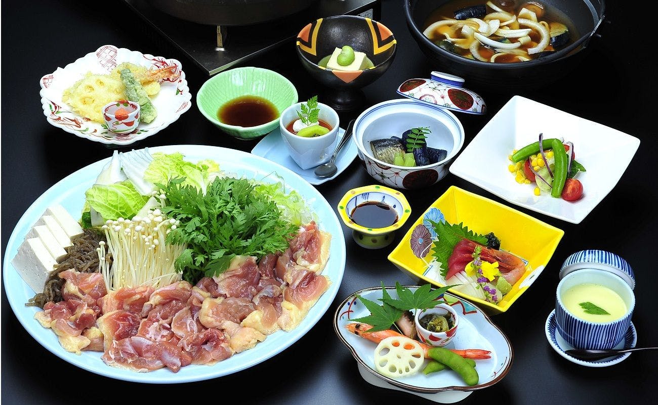 ชุดอาหารไก่สุกี้ยากี้ท้องถิ่น