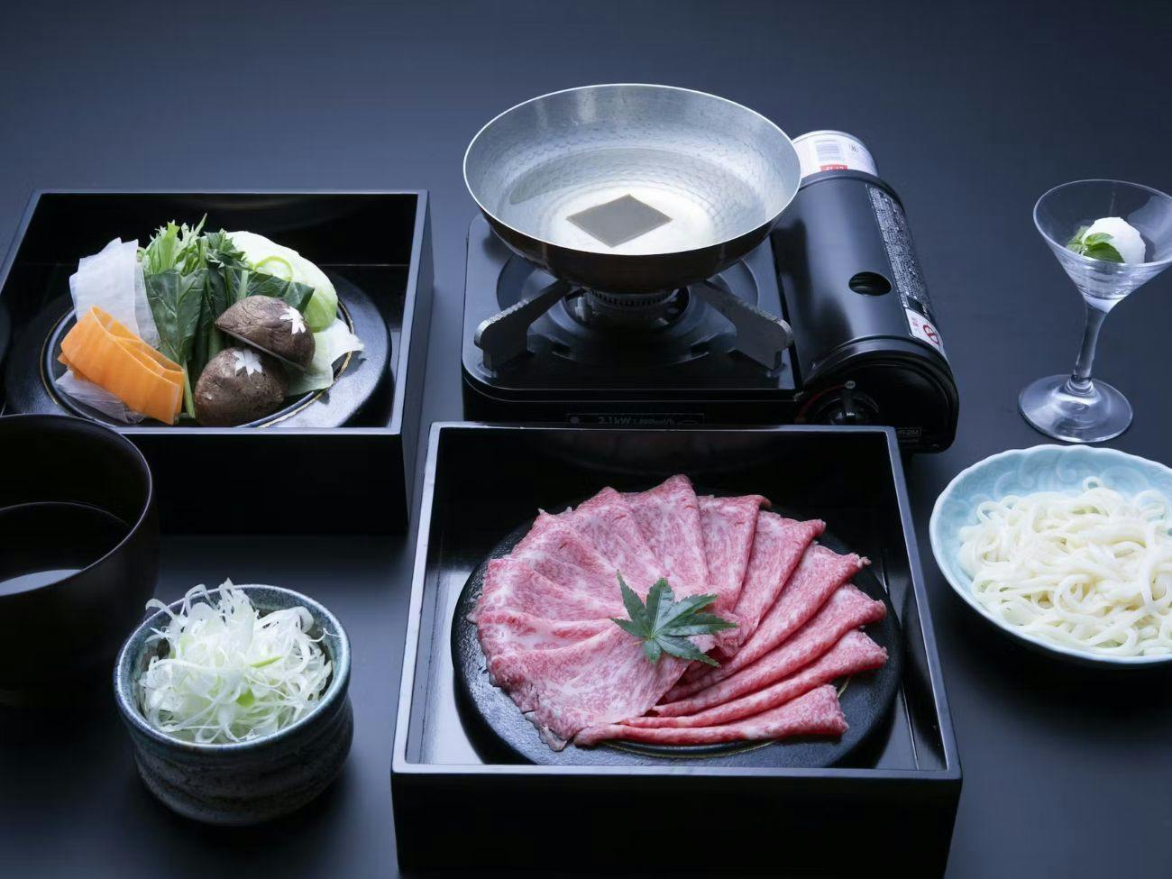 Shikisai no Yado Hanatsubaki