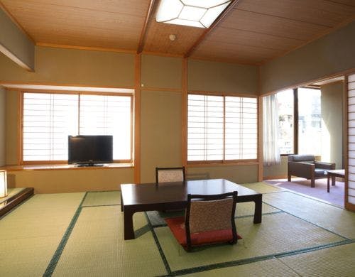 【最上階 さくら亭】和室　バス・トイレ付