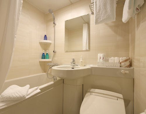 ダブルルームからツインルームに改装