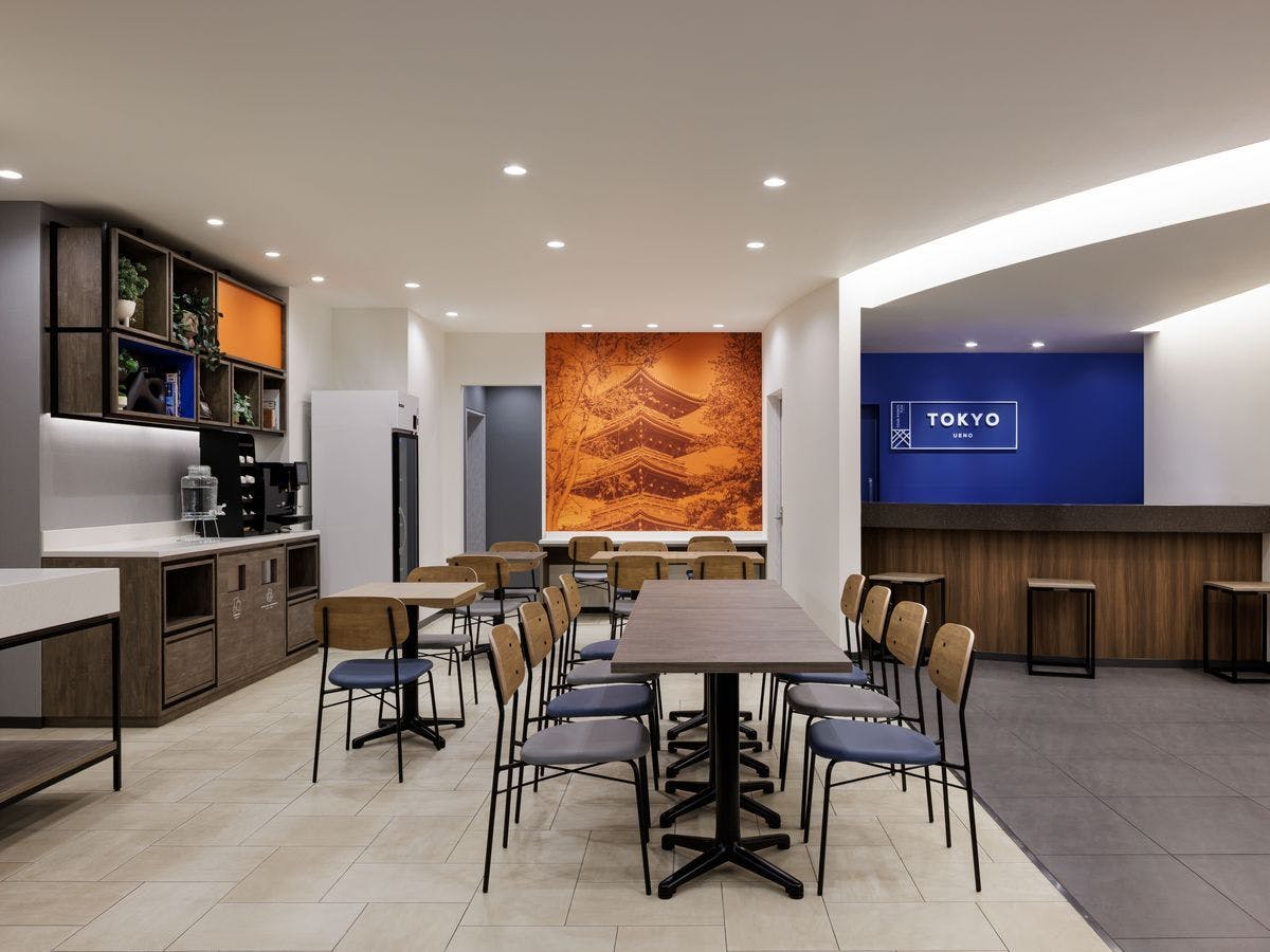 ล็อบบี้・ฟรอนต์