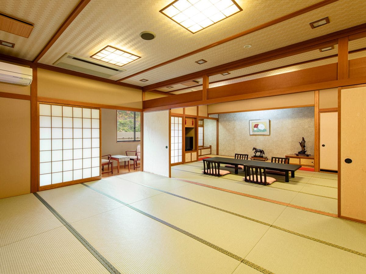 Yumeya Hanachikushi