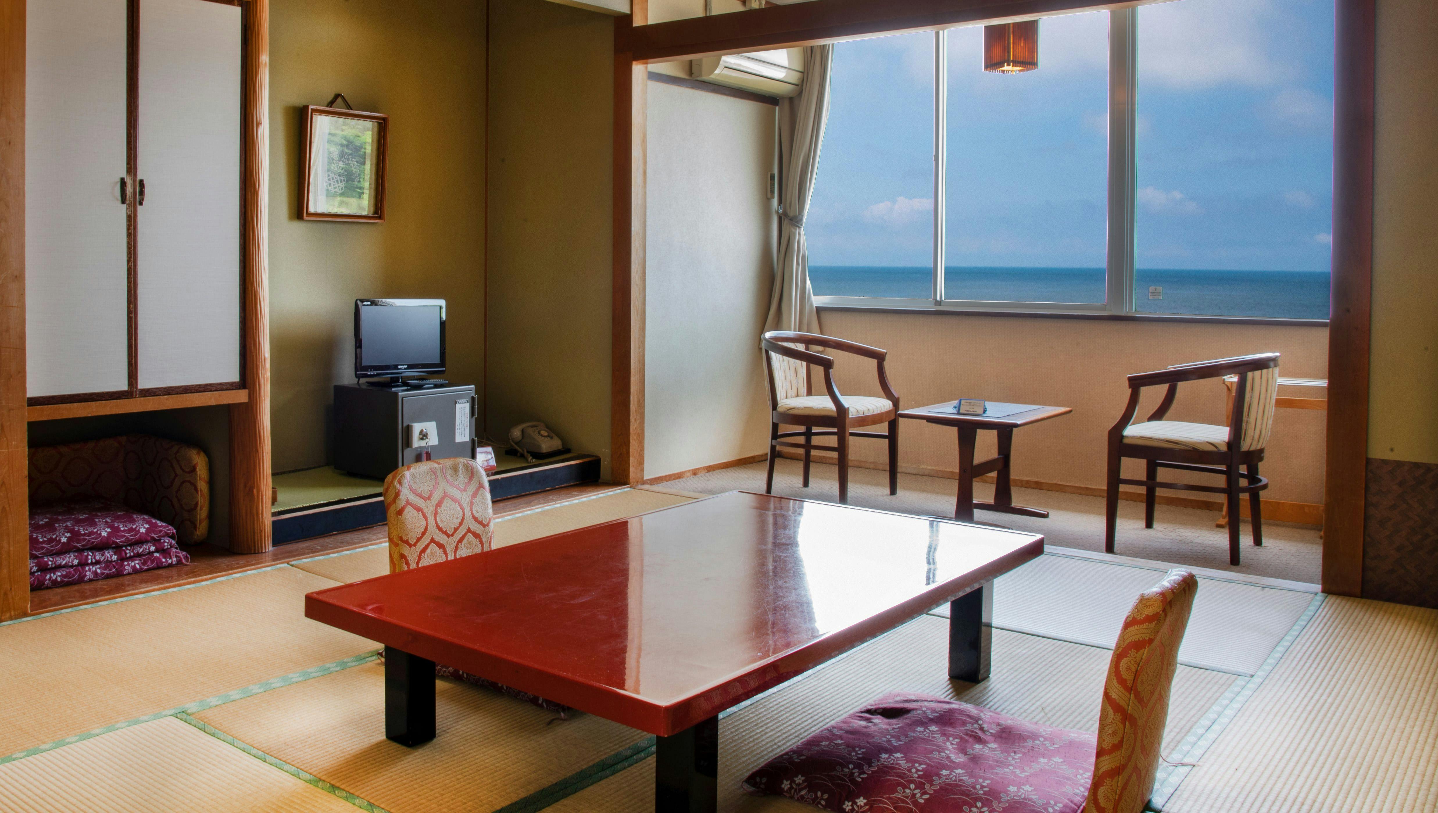 Beachside Inn Ousatsu Pacific Hotel