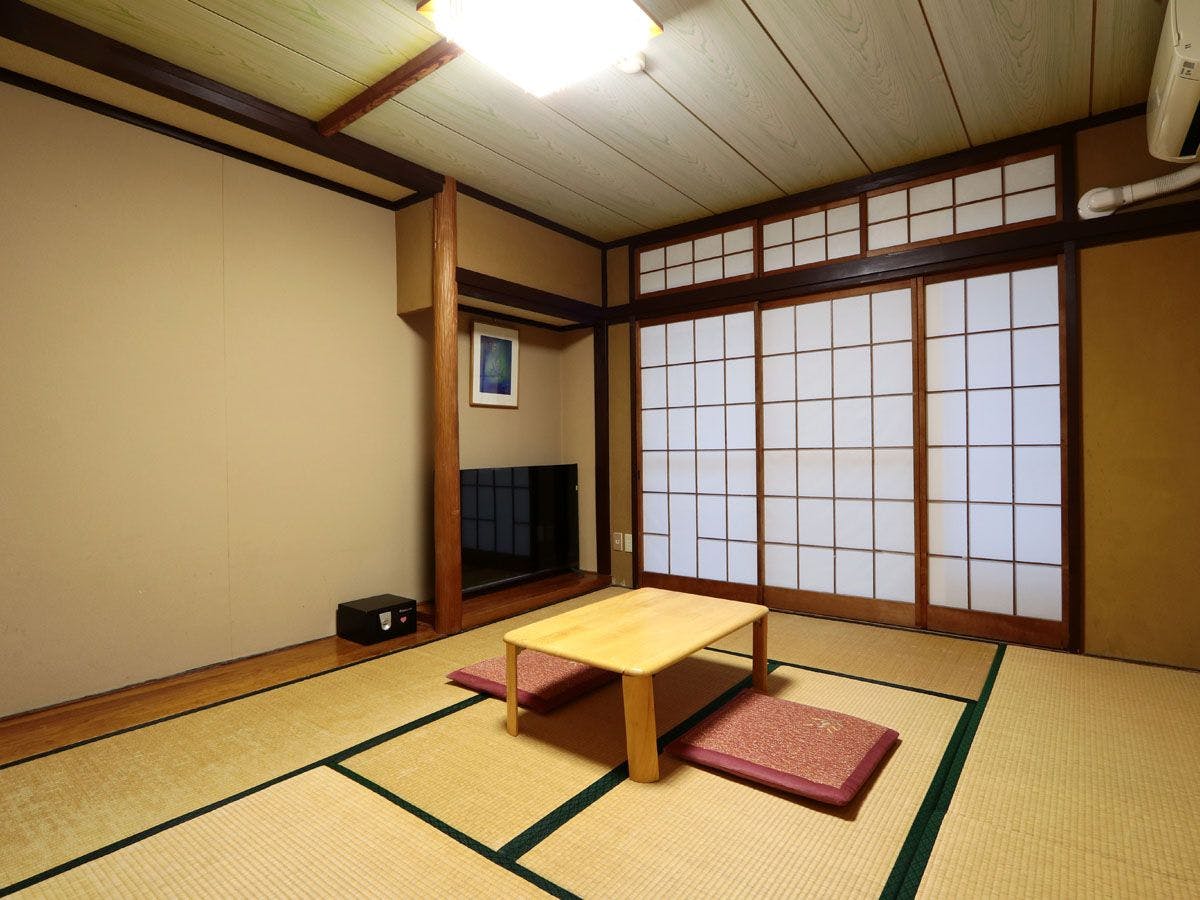 Bilik◆Gaya Jepun 10-12 tatami [Dengan bilik mandi & tandas]