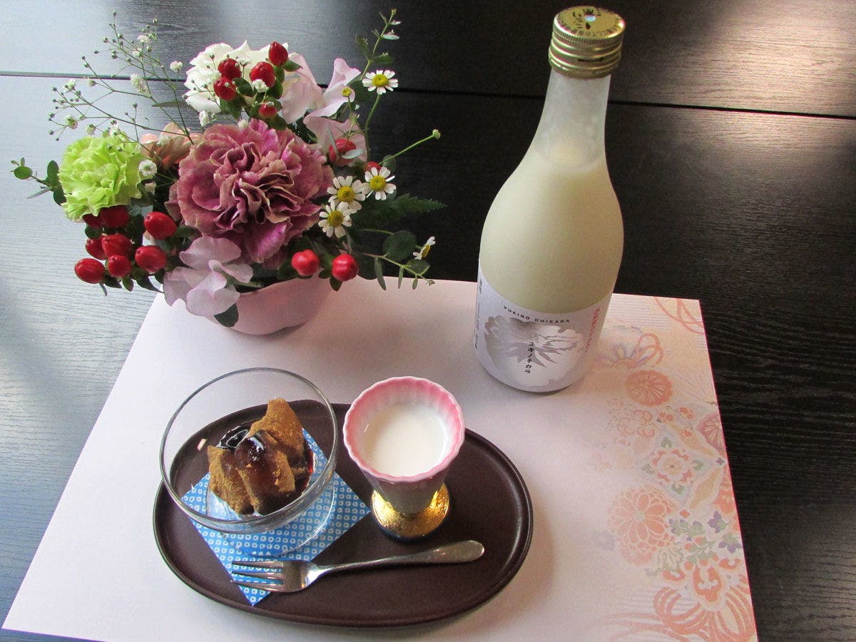 โดบุโระกุและวาราบิโมจิ