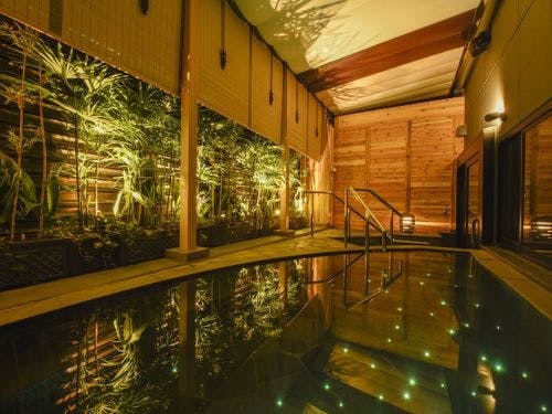 炭酸泉「ホタルの露天風呂」