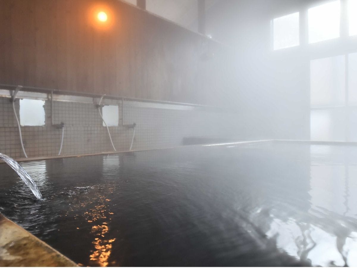 น้ำพุร้อนธรรมชาติ 100% จากแหล่งกำเนิด