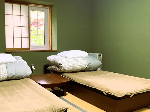 ห้องสไตล์ญี่ปุ่นพร้อมเตียงสำหรับ 2 ท่าน