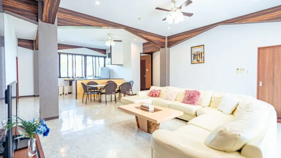 Resort Inn Blue Cave