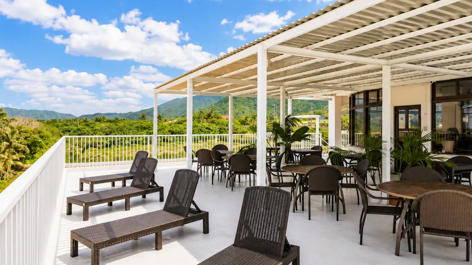 Resort Inn Blue Cave