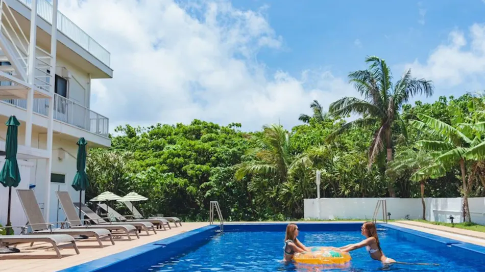 Resort Inn Blue Cave