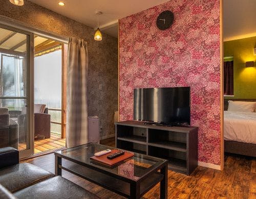 【トレーラーハウス～スイート】