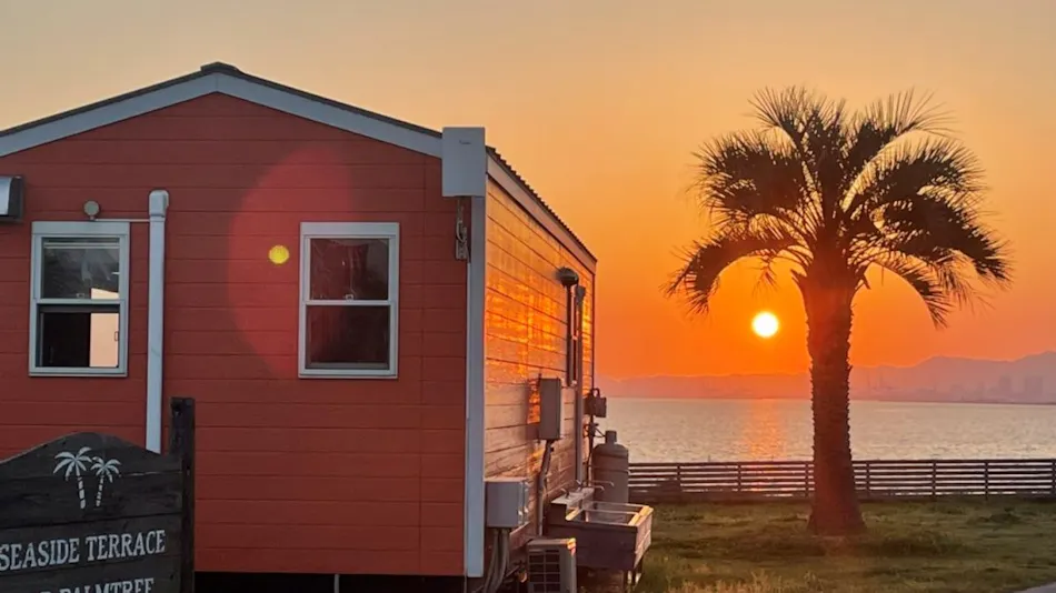 GRAN CAMPING Palm Garden Maishima