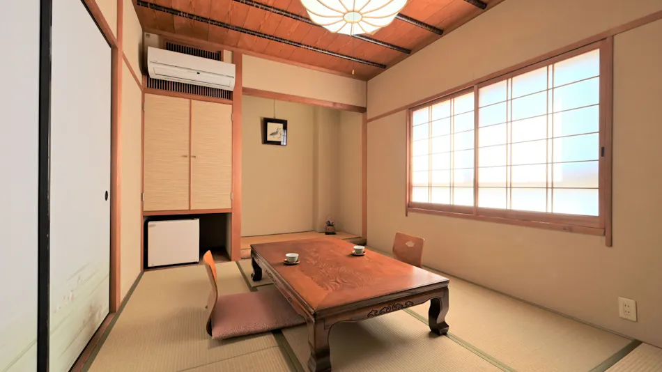 Mikaku no Oyado Yamadaya