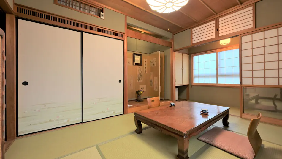 Mikaku no Oyado Yamadaya