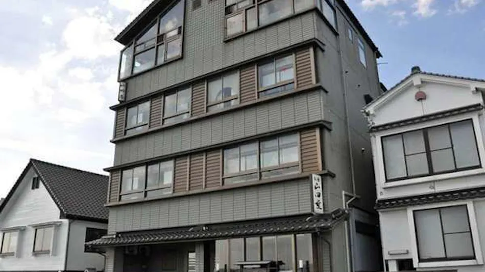 Mikaku no Oyado Yamadaya