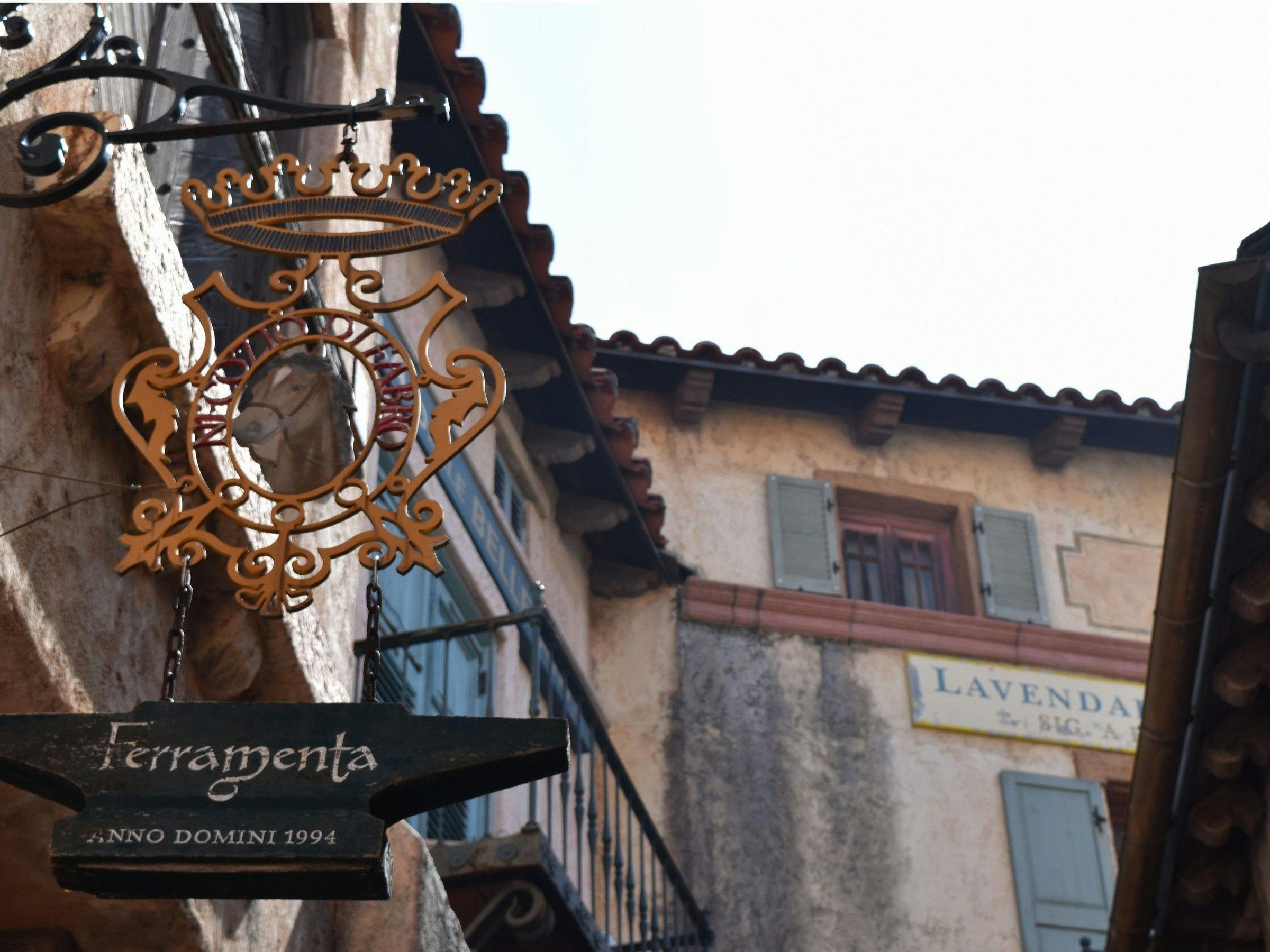 การเดินเล่นที่ "Porto Europe" ก็ยอดเยี่ยมเช่นกัน