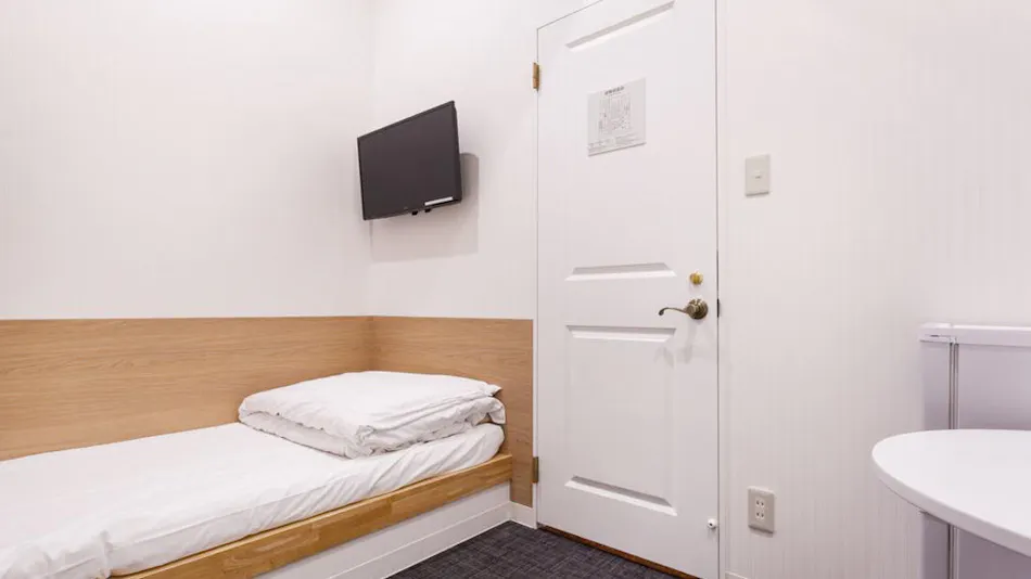 Abest CUBE Naha Kokusai Street - All Rooms with Lockable Cabin Hotel -