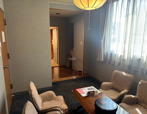 本館６畳二間続き寝室