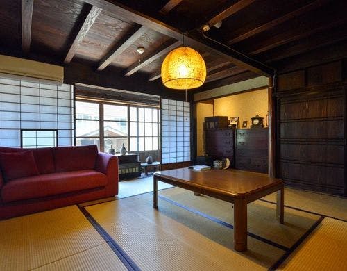 浜延舎１階和室