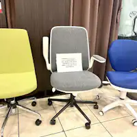 Selectable business chair