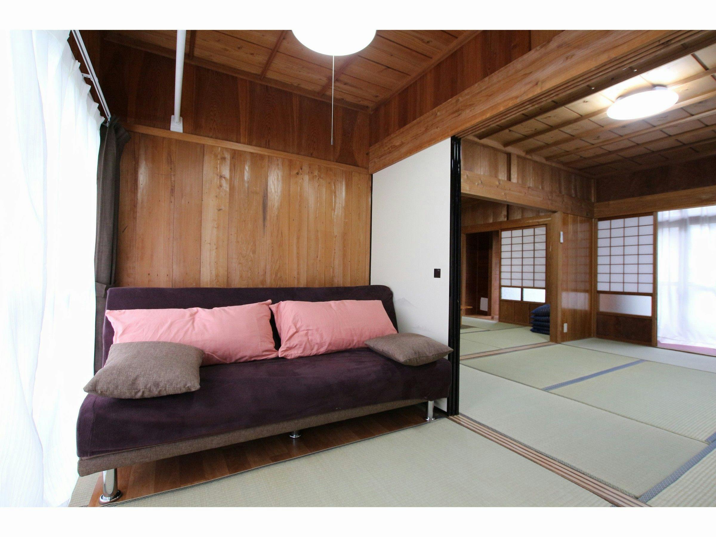 Cottage Yakusugi House