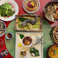 ปลาหนึ่งจาน (ปลา Shinano Yukimasu จาก Azumino ย่าง)