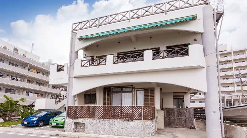 Kariyushi Condominium Resort Nago Seaside House