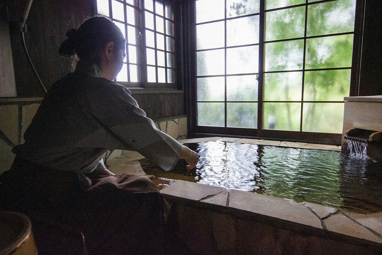 Hitoyoshi Onsen Shirasagisou