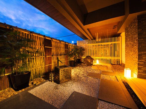 ◆和室 -華の間-◆～専用モダン石庭つき～