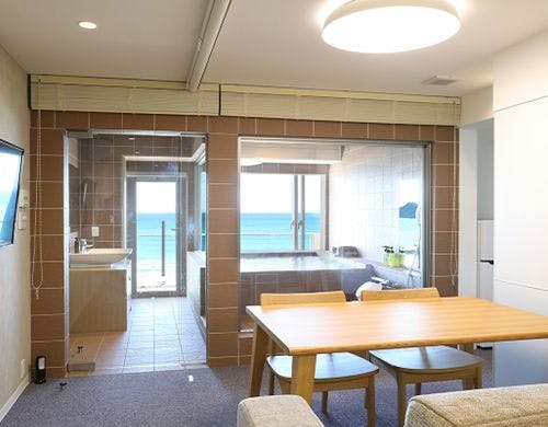 半露天からの景観。天気の良いは富士山も！