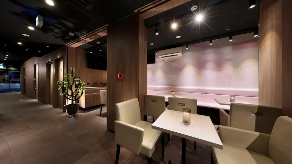 Nihonbashi Crystal Hotel