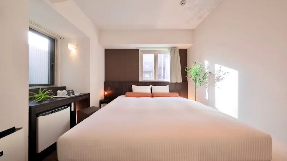 Nihonbashi Crystal Hotel