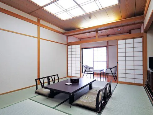 【ห้องพิเศษสไตล์ญี่ปุ่น 12 เสื่อทาทามิ】