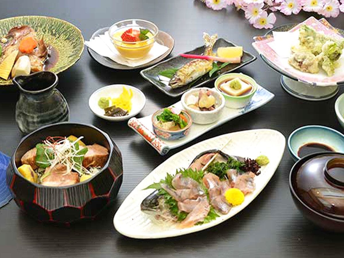 Ozu City Exchange Promotion Center Kanogawaso