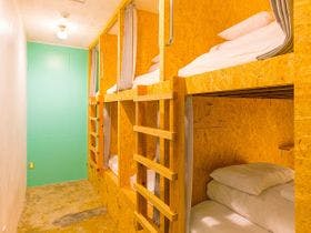 ＳＥＡＷＡＬＬ　ＨＯＳＴＥＬ