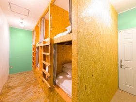ＳＥＡＷＡＬＬ　ＨＯＳＴＥＬ