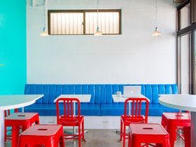 ＳＥＡＷＡＬＬ　ＨＯＳＴＥＬ